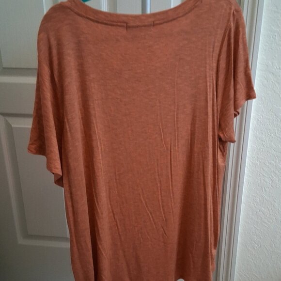 Tunic Top - ECLA Brand Scoop Neck - Picture 4 of 8